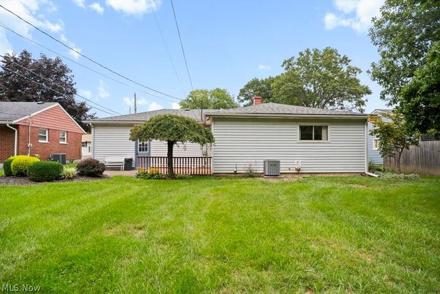 2502 Eastlawn Street, Lorain, OH 44052