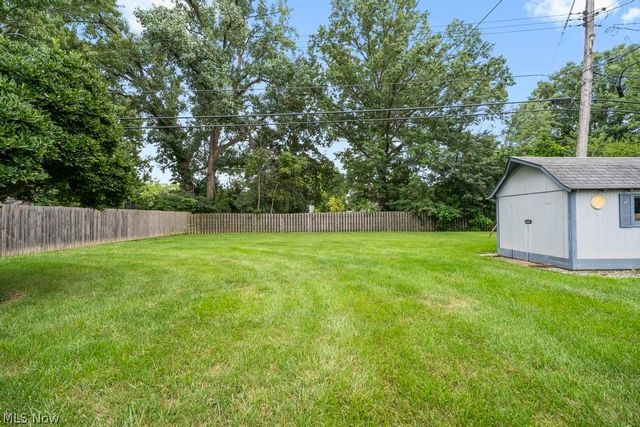 2502 Eastlawn Street, Lorain, OH 44052