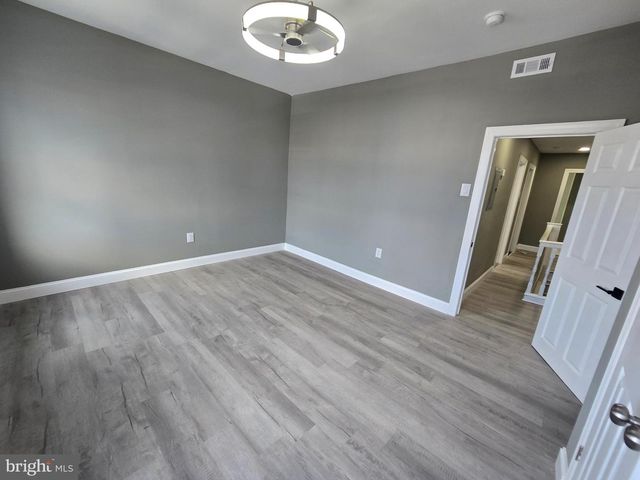 6022 PINE ST, Philadelphia, PA 19143
