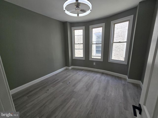 6022 PINE ST, Philadelphia, PA 19143