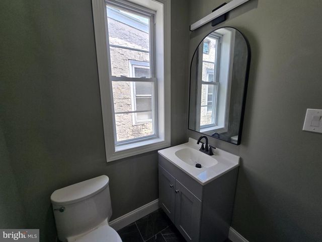 6022 PINE ST, Philadelphia, PA 19143