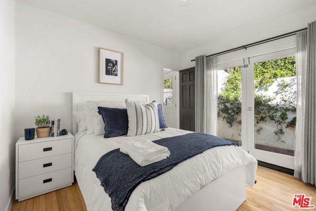 410 Entrada Drive, Santa Monica, CA 90402