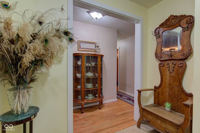 977 W 400 S, Tipton, IN 46072