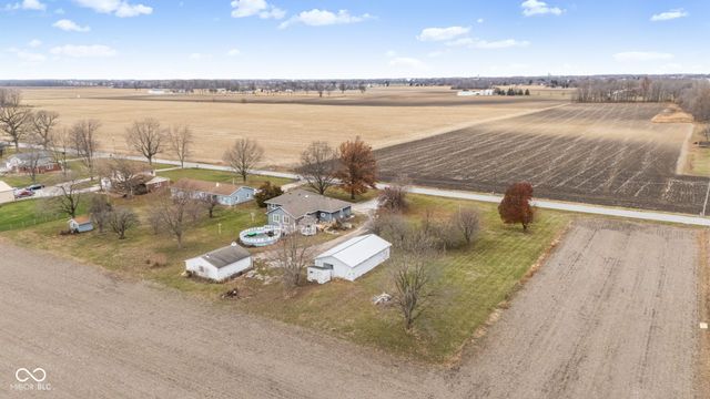 977 W 400 S, Tipton, IN 46072