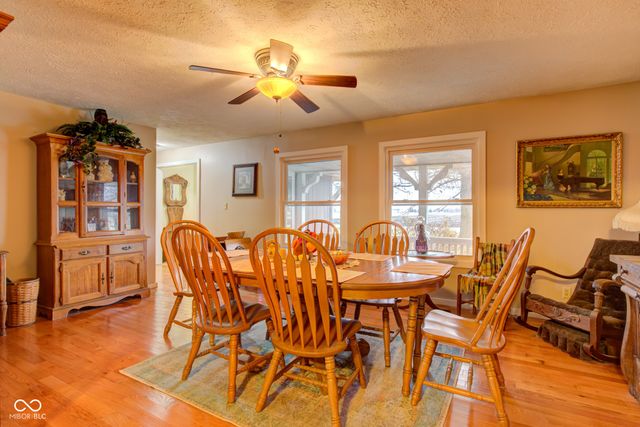 977 W 400 S, Tipton, IN 46072