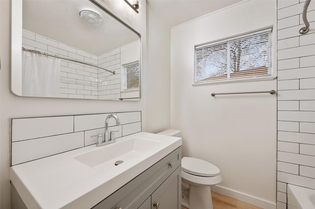 4605 Brassiewood DR, Austin, TX 78744