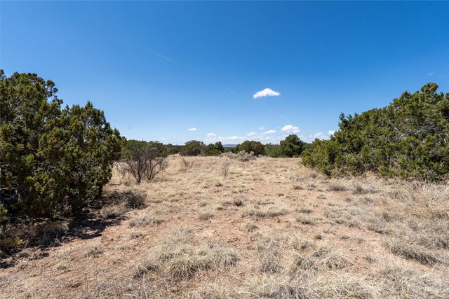 151 Graythorn Drive, Santa Fe, NM 87506