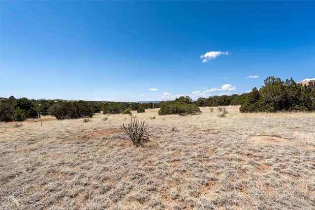 151 Graythorn Drive, Santa Fe, NM 87506