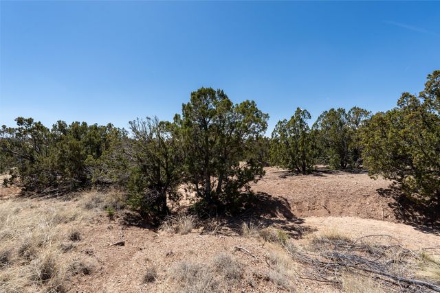 151 Graythorn Drive, Santa Fe, NM 87506