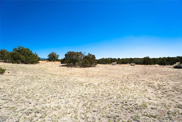 151 Graythorn Drive, Santa Fe, NM 87506