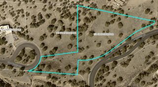 151 Graythorn Drive, Santa Fe, NM 87506