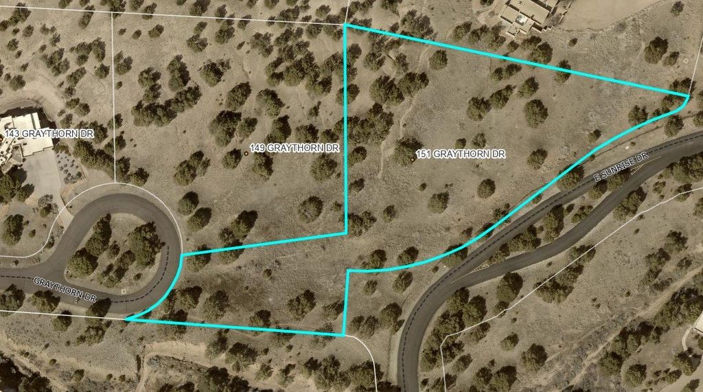 151 Graythorn Drive, Santa Fe, NM 87506