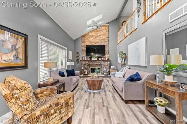 15225 Heatherwood, Southgate, MI 48195