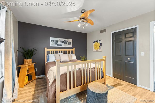 15225 Heatherwood, Southgate, MI 48195