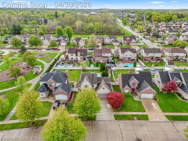 15225 Heatherwood, Southgate, MI 48195