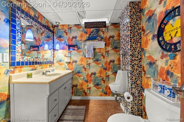 15225 Heatherwood, Southgate, MI 48195