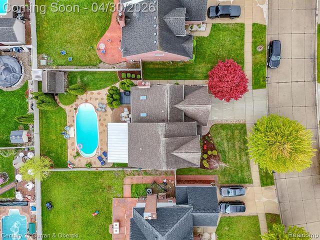 15225 Heatherwood, Southgate, MI 48195