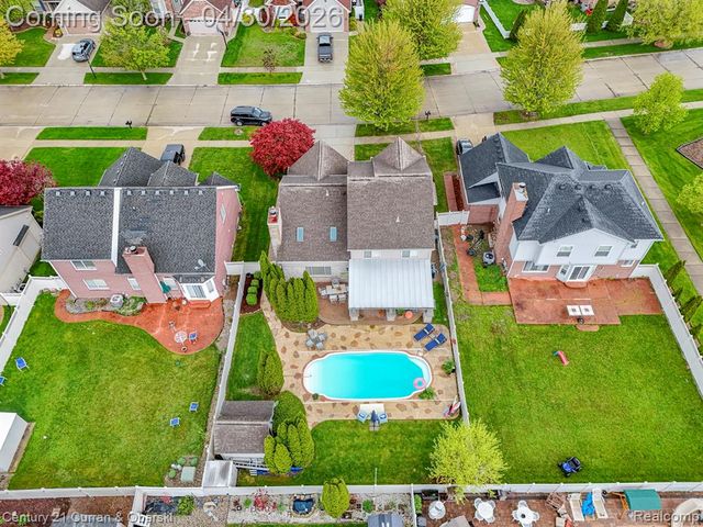 15225 Heatherwood, Southgate, MI 48195