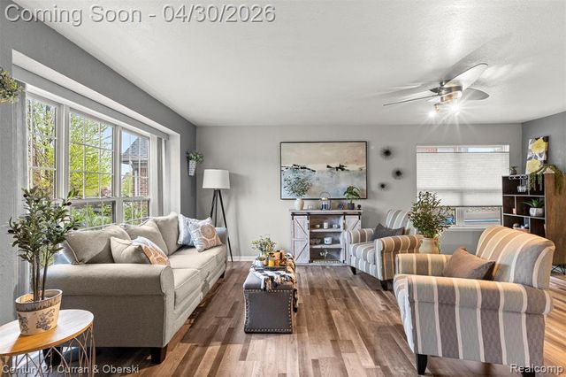 15225 Heatherwood, Southgate, MI 48195