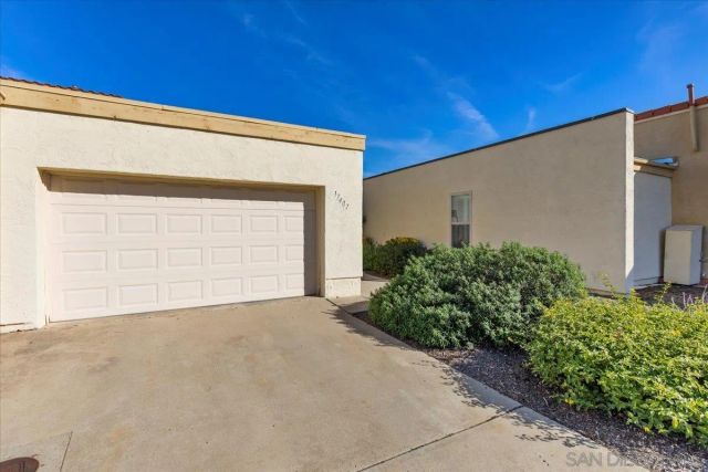 17407 Port Marnock Dr, Poway, CA 92064