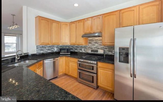 46801 SWEET BIRCH TER, Sterling, VA 20164