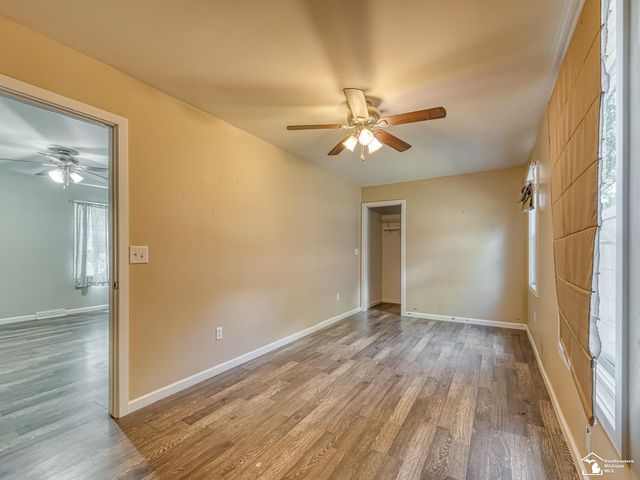 13023 S Dixie Highway, La Salle, MI 48145