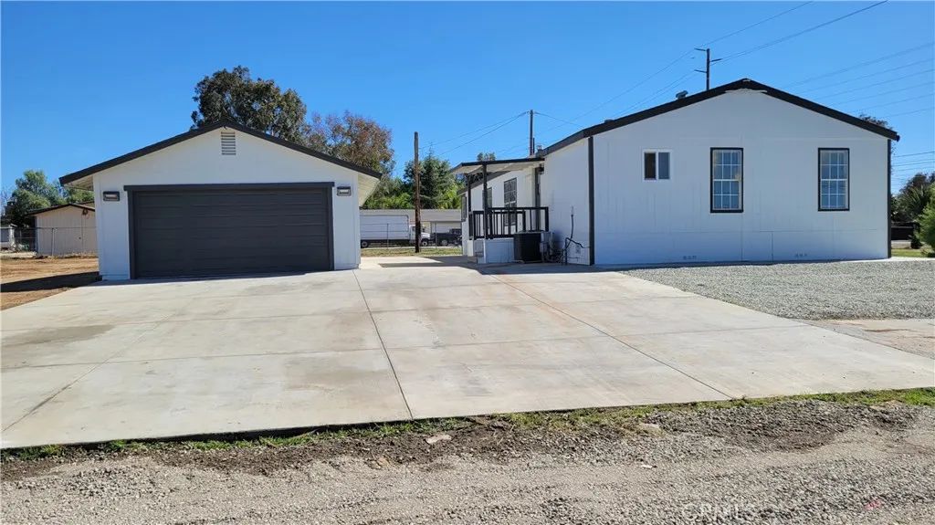 20810 Oleander Avenue, Perris, CA 92570