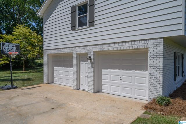 111 DOGWOOD TRAIL, Pell City, AL 35128