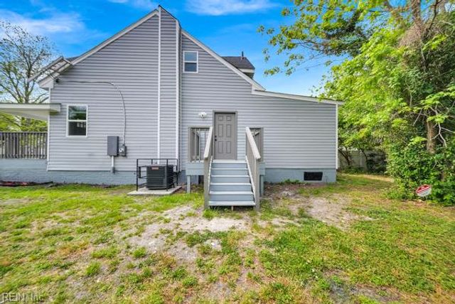 2214 Deep Creek BLVD, Portsmouth, VA 23704