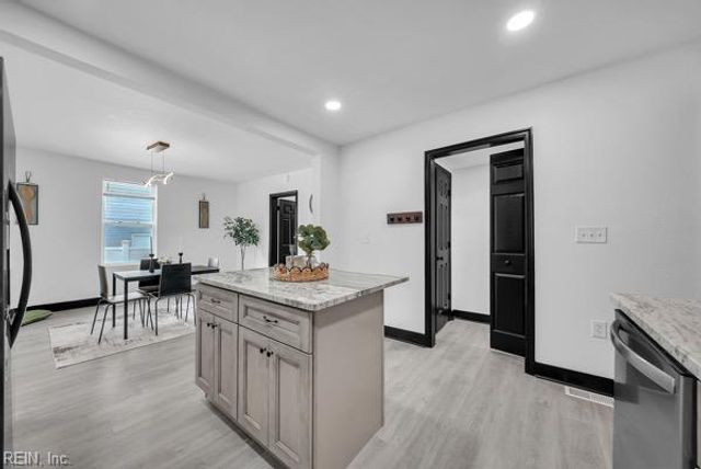 2214 Deep Creek BLVD, Portsmouth, VA 23704