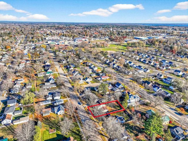 1016 S WASHINGTON STREET, Shawano, WI 54166