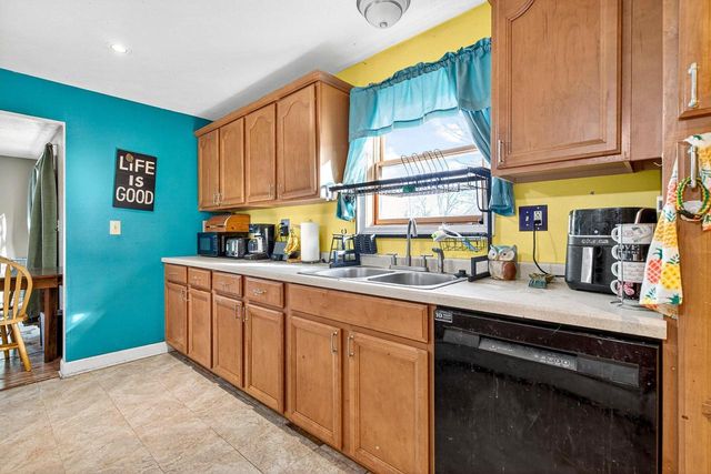 1016 S WASHINGTON STREET, Shawano, WI 54166