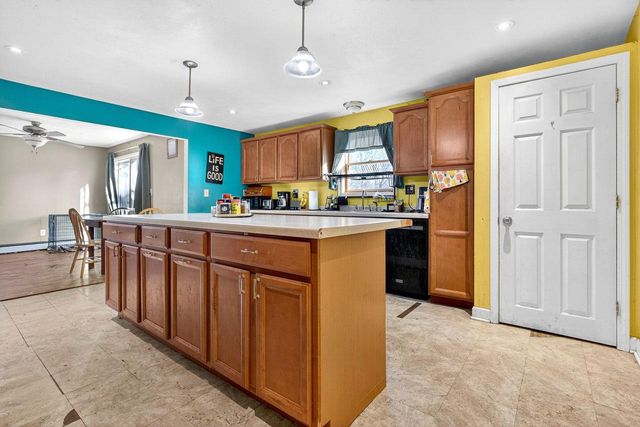 1016 S WASHINGTON STREET, Shawano, WI 54166