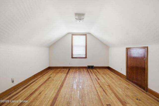 5262 Southern Pkwy, Louisville, KY 40214