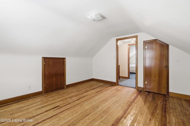 5262 Southern Pkwy, Louisville, KY 40214
