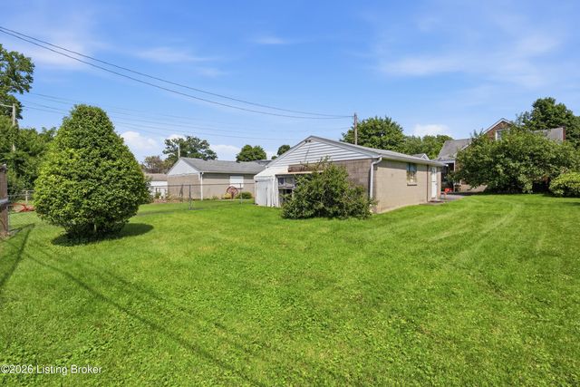 5262 Southern Pkwy, Louisville, KY 40214