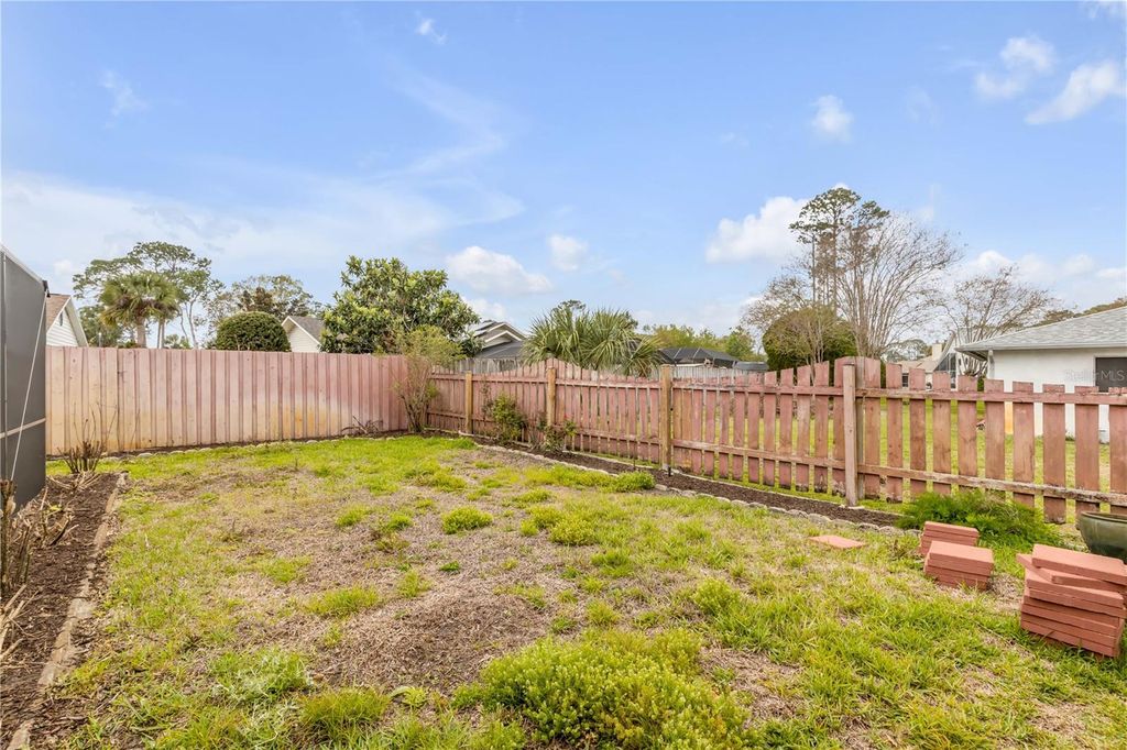 Image 31 of property listing at 45 WEBSTER LANE, Palm Coast, FL 32164