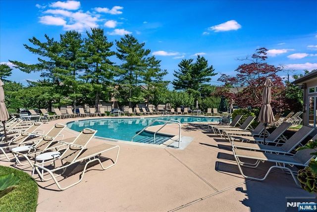 50 Kayser Lane, West Orange, NJ 07052