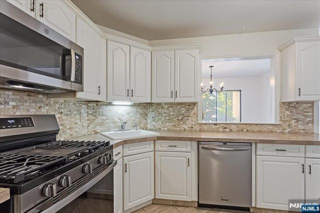 50 Kayser Lane, West Orange, NJ 07052