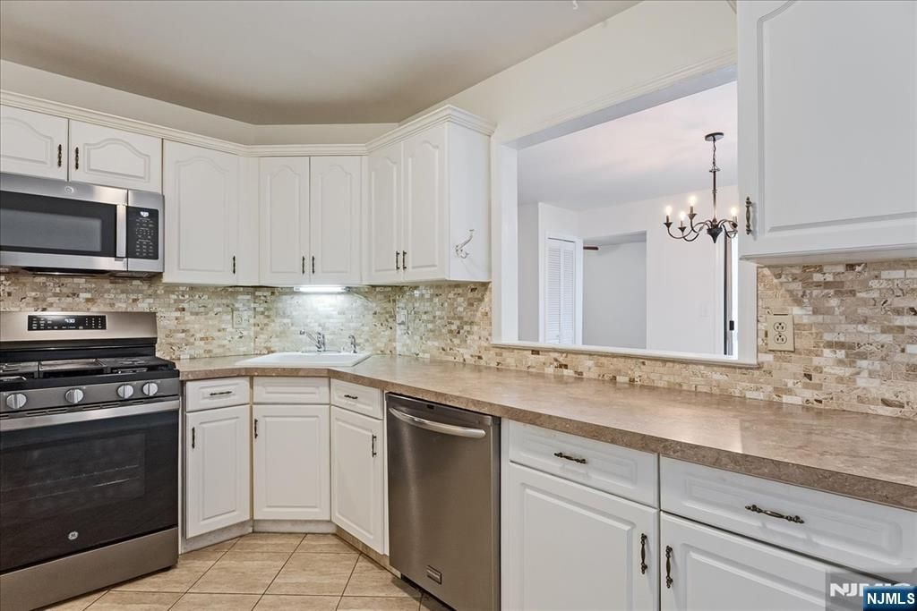 50 Kayser Lane, West Orange, NJ 07052