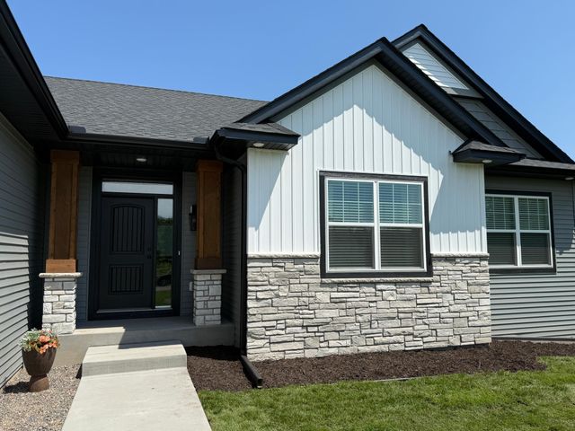 3309 171st Avenue NE, Ham Lake, MN 55304