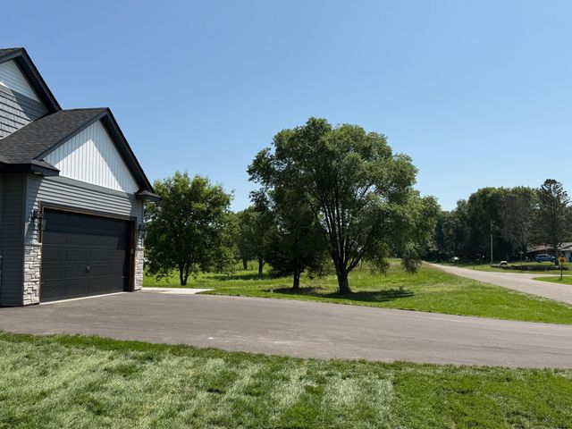 3309 171st Avenue NE, Ham Lake, MN 55304