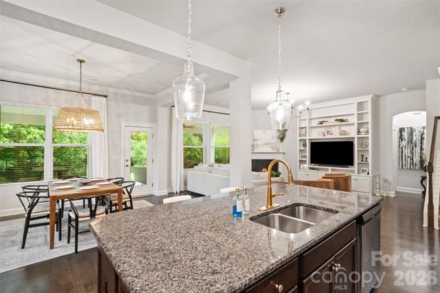 1887 Felts Parkway, Fort Mill, SC 29715