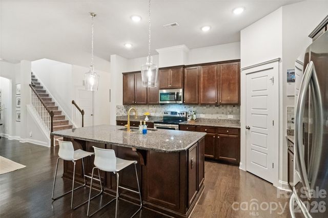 1887 Felts Parkway, Fort Mill, SC 29715