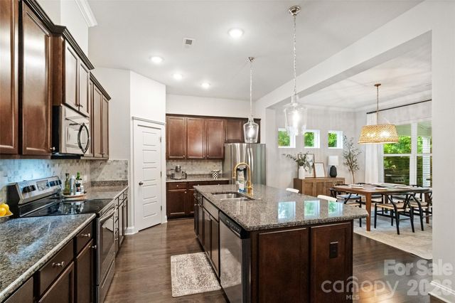 1887 Felts Parkway, Fort Mill, SC 29715