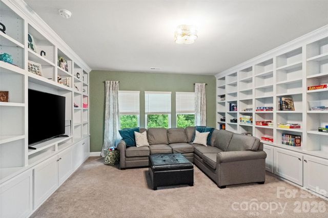 1887 Felts Parkway, Fort Mill, SC 29715