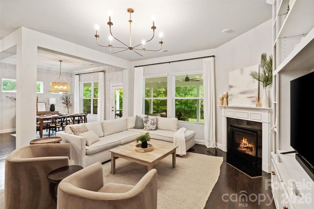1887 Felts Parkway, Fort Mill, SC 29715
