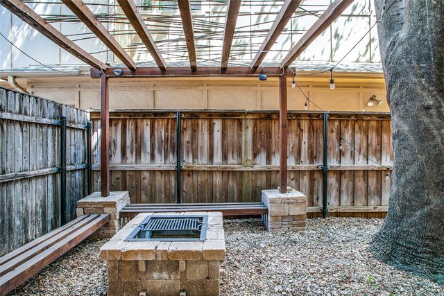3824 Brown Street B, Dallas, TX 75219