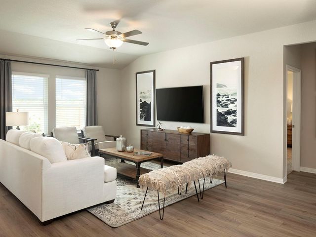 193 Coopers Hawk CRST, Cedar Creek, TX 78612