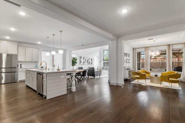 13752 Woodford Lane, Frisco, TX 75035